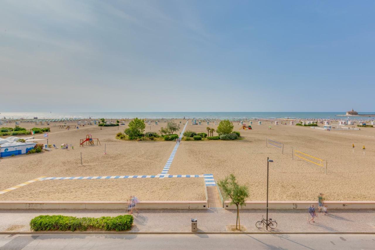 Marina Junior Suite 4 Stelle S Caorle Exterior foto